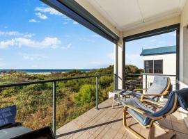 Busselton Beachfront Family Holiday Home, khách sạn ở Busselton