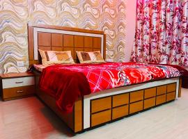 Two Bhk Apartments and Flats in Solanki residency nearby airport, holiday rental in Jaipur