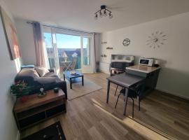 F2 cosy proche Disney et Paris, Ferienwohnung in Thorigny-sur-Marne