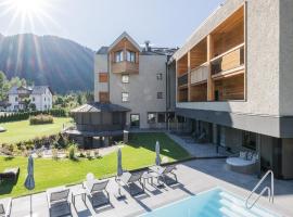 Hotel Laurin, hotell i Toblach