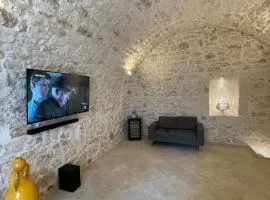 white room Ostuni