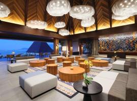 Pullman Lombok Merujani Mandalika Beach Resort: Kuta Lombok'ta bir otel