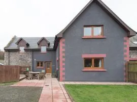 Keepers Lodge with Hot Tub