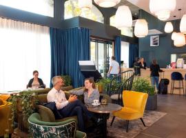 Aparthotel Adagio Lyon Patio Confluence, хотел в Лион