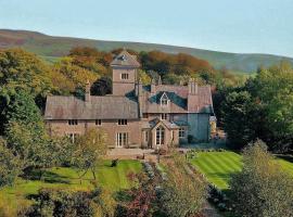 The Casterton Grange Estate, hotel with parking in Kirkby Lonsdale