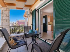 Villa Votistis A1, hotel in Kariá