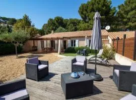 La Grande Auguière, villa familiale et spacieuse au cœur du vignoble et à 300m de la mer