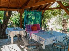 Maria's guesthouse Volos, гостьовий будинок у місті Волос