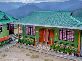 3 Sisters' Homestay, family hotel in Ravangla