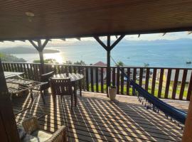 Casa deck caixa d´aço, hotel en Porto Belo