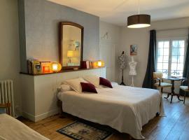 Ainsi de Suites - Chambres & table d'hôtes - Spa & massages, allotjament vacacional a Reugny