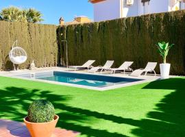 VILLA CIUDAD GOLF PLAYA MONTAÑA, alquiler temporario en Otura