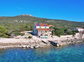 Old fisherman's house, ξενοδοχείο σε Banj