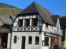 Weingut Krupka Riverside, hotel v destinácii Kröv