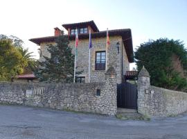 Posada San Tirso, ξενοδοχείο σε Toñanes