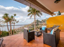 Palm Tree House, villa in Câmara de Lobos