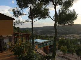 Casa rural con piscina y vistas, alojamiento con cocina en Guadalajara