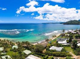 Haena Beachfront With Stunning Panoramic Ocean Views TVNC # 5134, feriehus i Hanalei