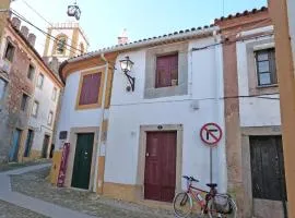 Casa Medieval de Nisa