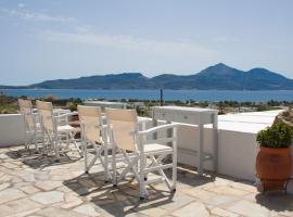 Parasporos Village, serviced apartment in Adamantas