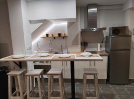 Acogedor apartamento loft: Alhaurín de la Torre'de bir otel