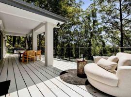 Luxury at MacMasters Beach, luxe hotel in Macmasters Beach