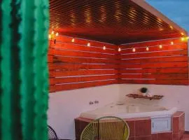 "Escapada perfecta" casa con albeca, jacuzzi y roof garden