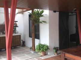 Loft Alajuela, Ferienwohnung in Alajuela