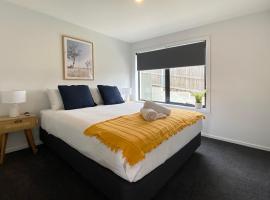 Albatross Rise - Modern Family Home, cabana o cottage a Hobart