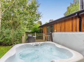 Meadows End Lodges, khách sạn có chỗ đậu xe ở Cartmel