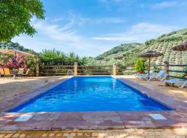 6 bedrooms villa with private pool furnished garden and wifi at Montefrio, cabana o cottage a Montefrío