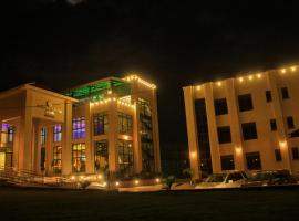 Golden Castle Hotel Hoima, готель з парковкою у місті Hoima