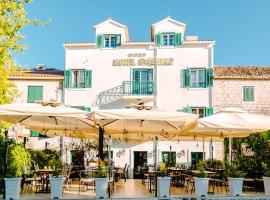 Heritage Hotel Pasike, hotel en Trogir