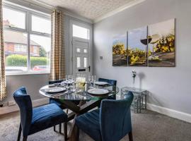 Breedon House 2 Bedroom Home in Long Eaton close to AIRPORT: Long Eaton şehrinde bir otoparklı otel