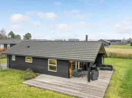 Lovely Home In Slagelse With Wifi