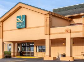  North Bend Municipal Airport - OTH 근처 호텔 Quality Inn & Suites at Coos Bay