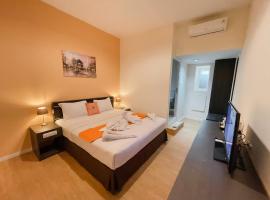 Sans Sunset Point Seminyak, khách sạn ở Seminyak
