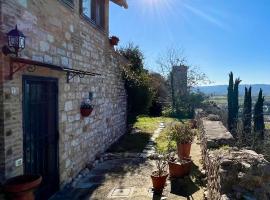 Casa Porta Fontevecchia panoramica, hotel a Spello