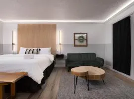 Cactus Cove Inn and Suites