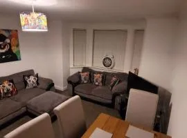 Cozy Comforts 2 bed apartment Central Warrington