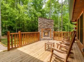 Fire in the Sky, 5BRs, New Build, Hot Tub, Pool Access, Sleeps 12