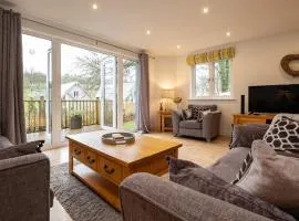 Trewhiddle Retreat V24 by Together Travel - Luxury 4-Bedroom Villa
