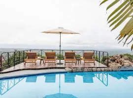 Buen Camino Hotel, San Mateo