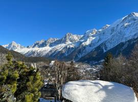 Logement avec jardin et vue panoramique MontBlanc โรงแรมในเลอุชส์