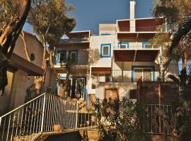 Zena Hotel Bodrum، فندق في غوفرجينليك