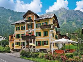 Albergo Piani di Luzza, hotel di Forni Avoltri