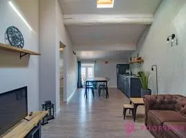 Corte 2 con parcheggio gratuito