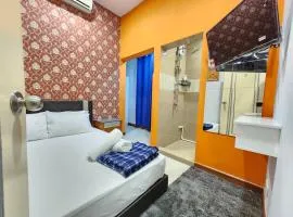 Holiday Hostel KLCC