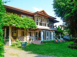 Banyan House Samui bed and breakfast (Adult Only), hotel a Chaweng Beach