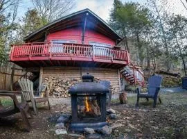 Cozy Winter Kabin + Hot Tub & Firepit
